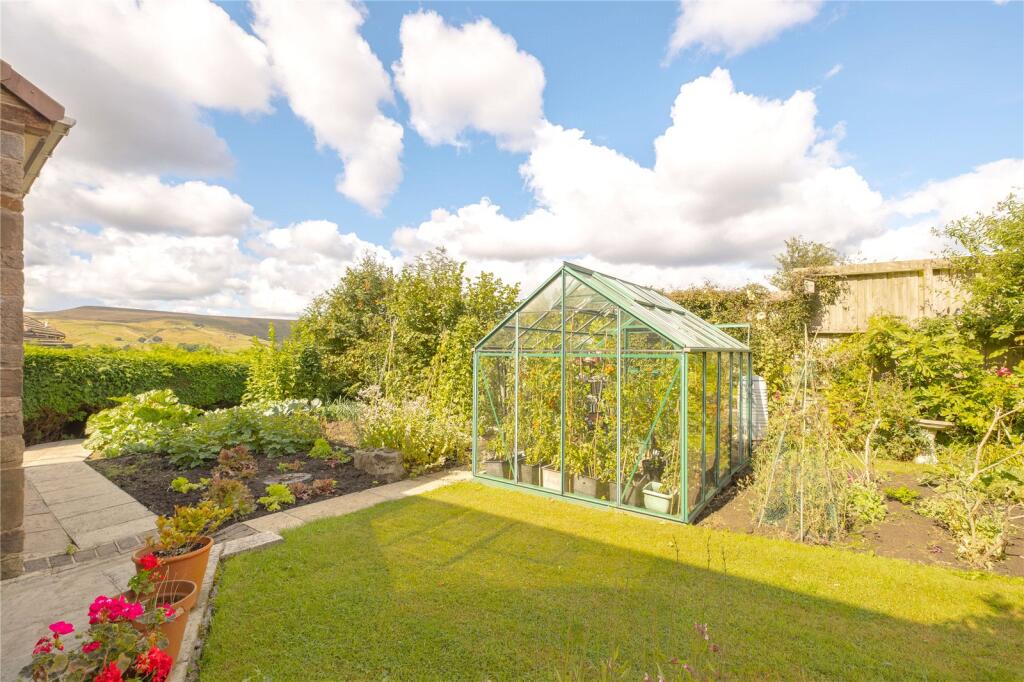 House in Kirklees, West Yorkshire - View 4
