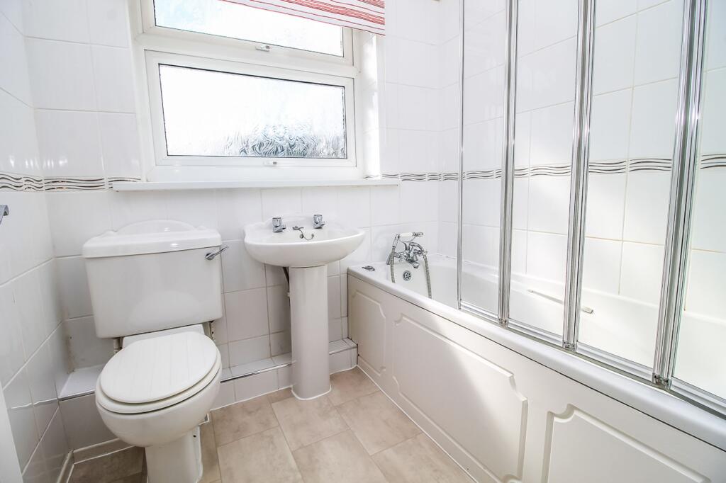 Apartment in Sunderland, Albany - View 4