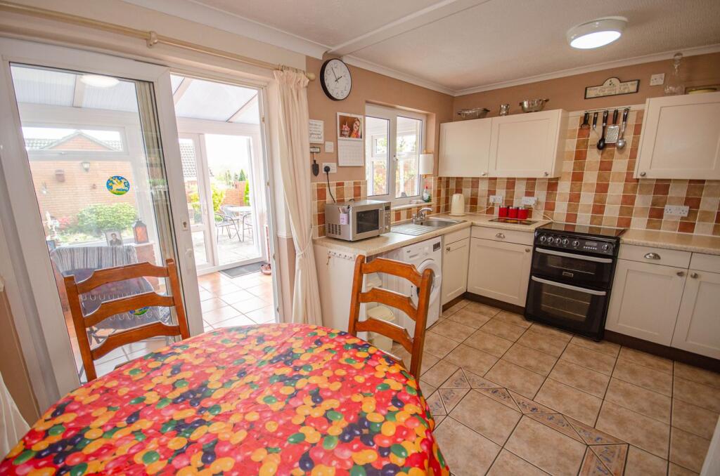 House in Rugby, Warwickshire - More