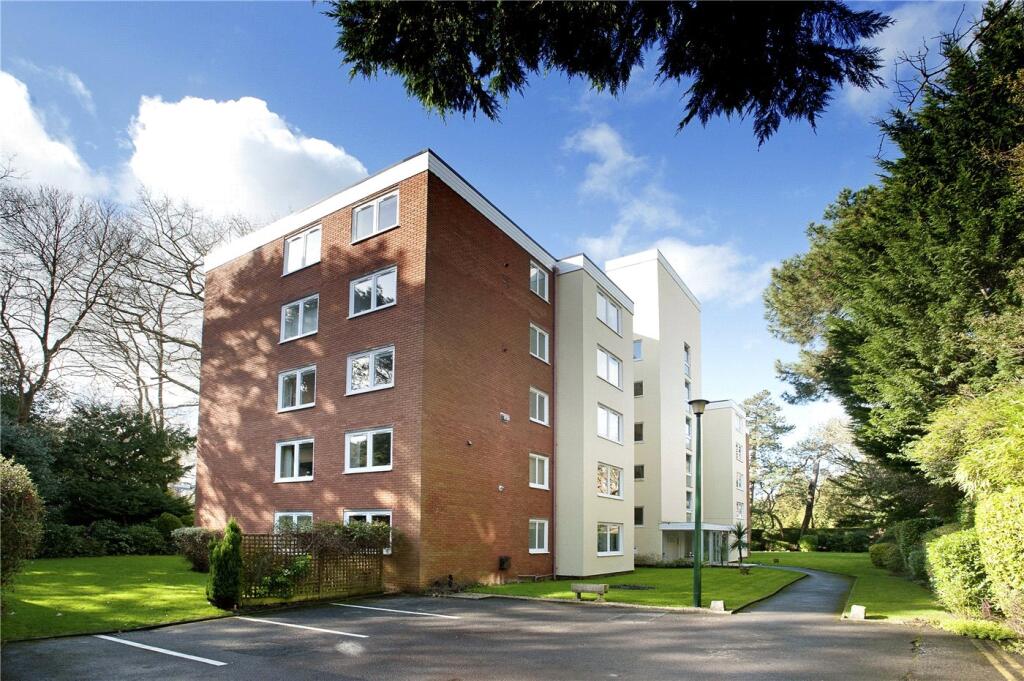 Main image of property: The Avenue, Poole, Dorset, BH13