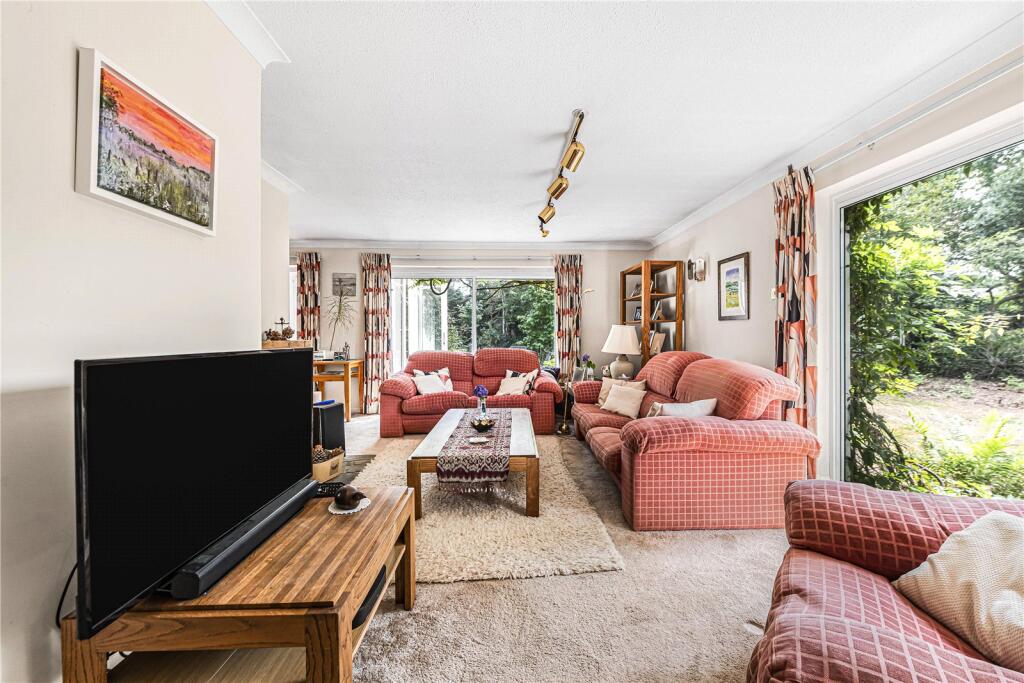 House in Redhill - More