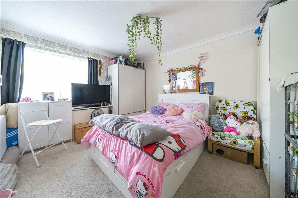 Wyndham Road, London - View 2