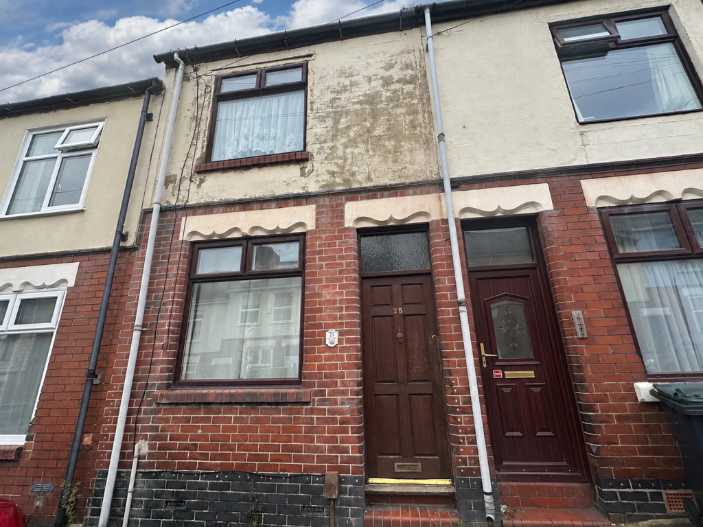 Main image of property: Bradford Terrace, Stoke-on-Trent, ST1