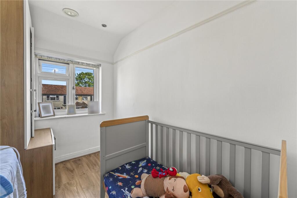 Warren Road, Twickenham, TW2 - View 6