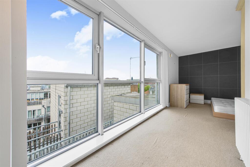 4 bedroom penthouse for rent