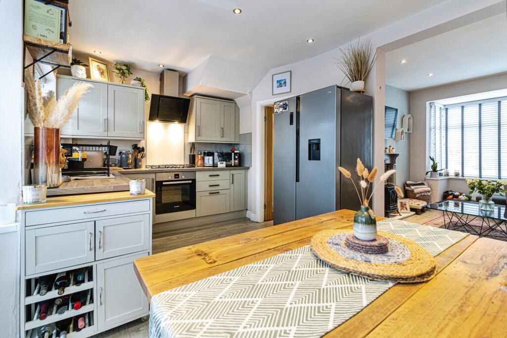 House in Salford, Greater Manchester - View 5