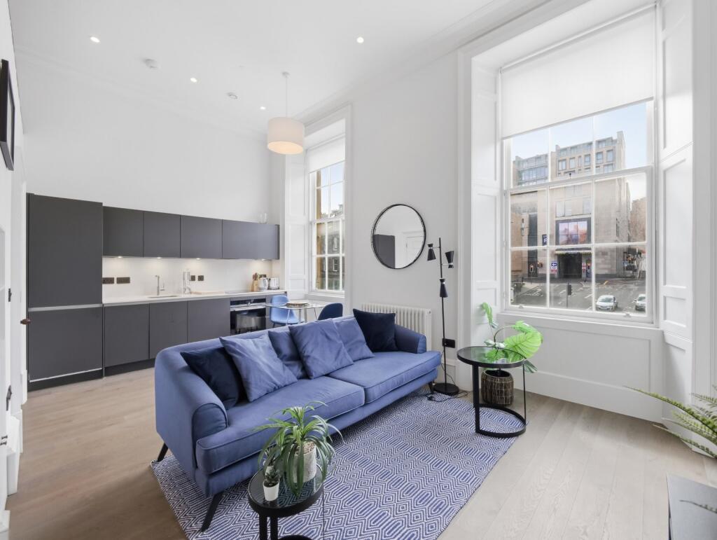Main image of property: 26/2 York Place, Edinburgh, EH1