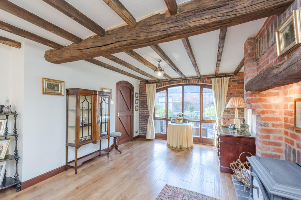 House in Lichfield, Shenstone - View 3
