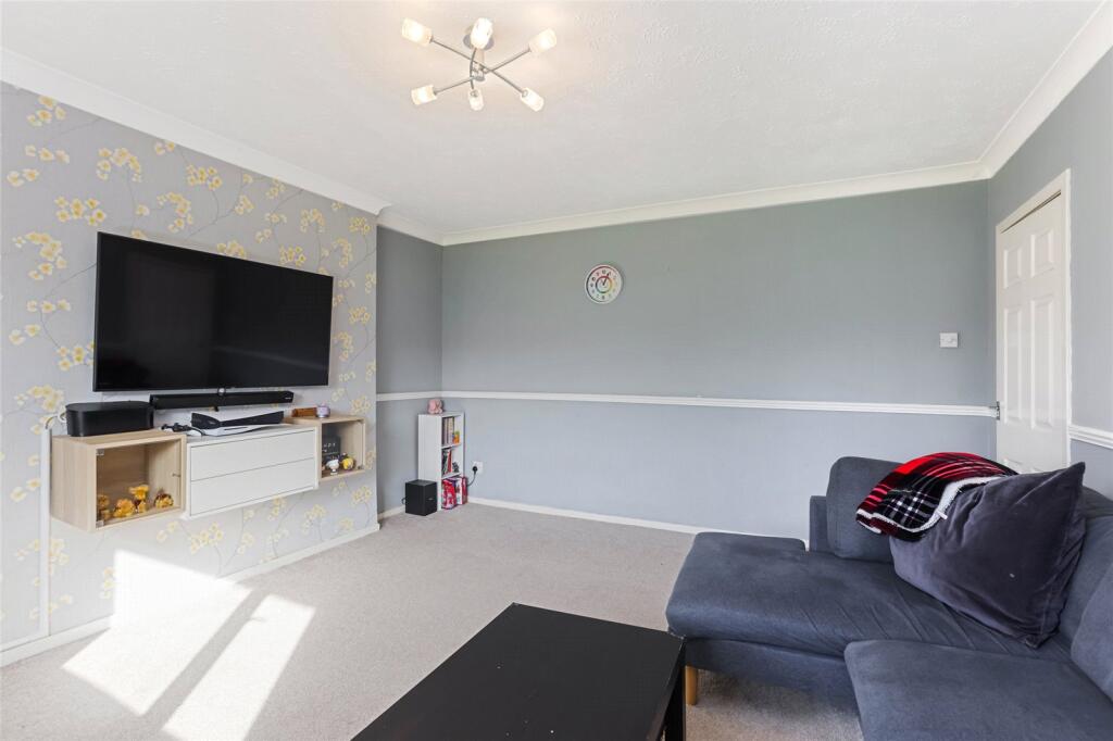 Apartment in Motherwell, South Lanarkshire - More