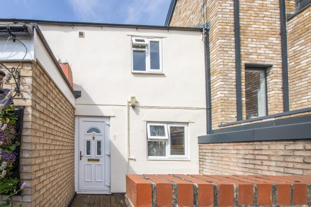 Main image of property: Newmarket Road, Cambridge
