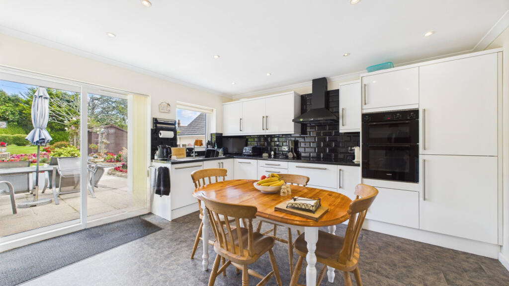 House in Truro - View 4