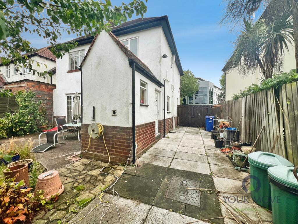 House in Dudley, Priory Estate, Eve Hill - View 4