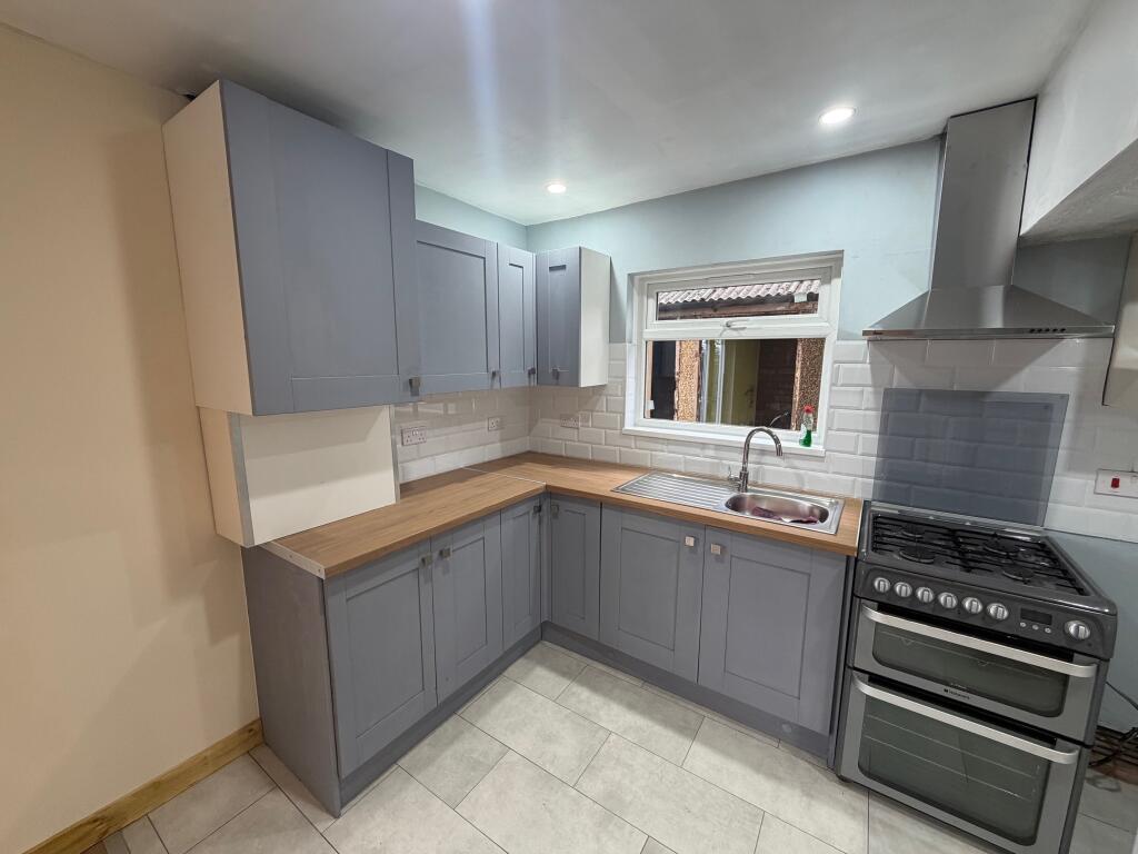 Main image of property: Heol Dewi Sant, Penllergaer, SWANSEA