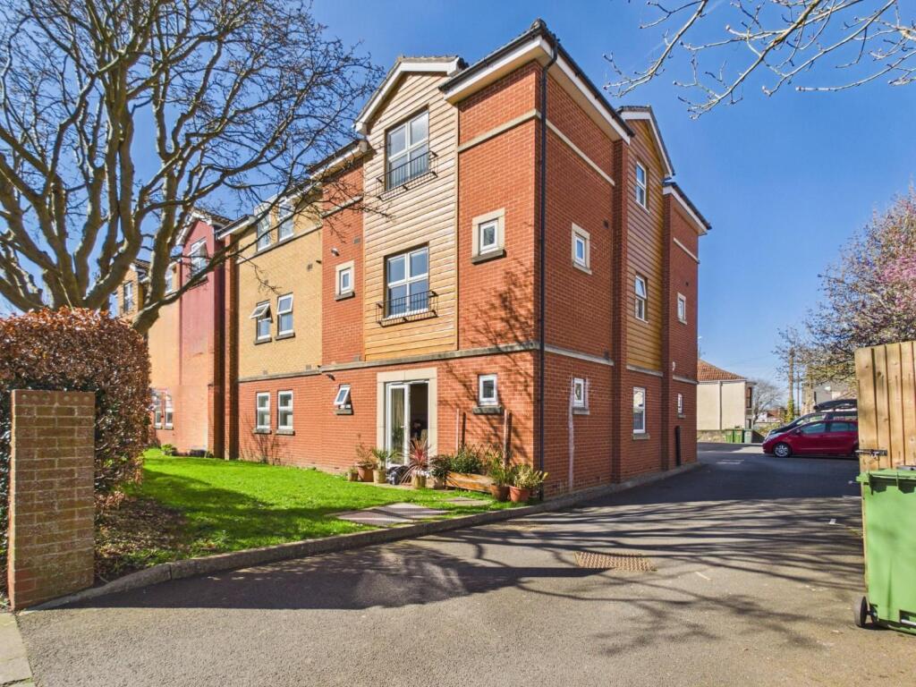 Main image of property: Victoria Avenue, Refield, Bristol