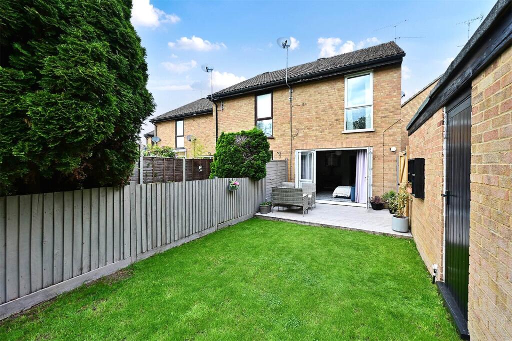 Main image of property: Maple Close, Ash Vale, Guildford, Surrey, GU12