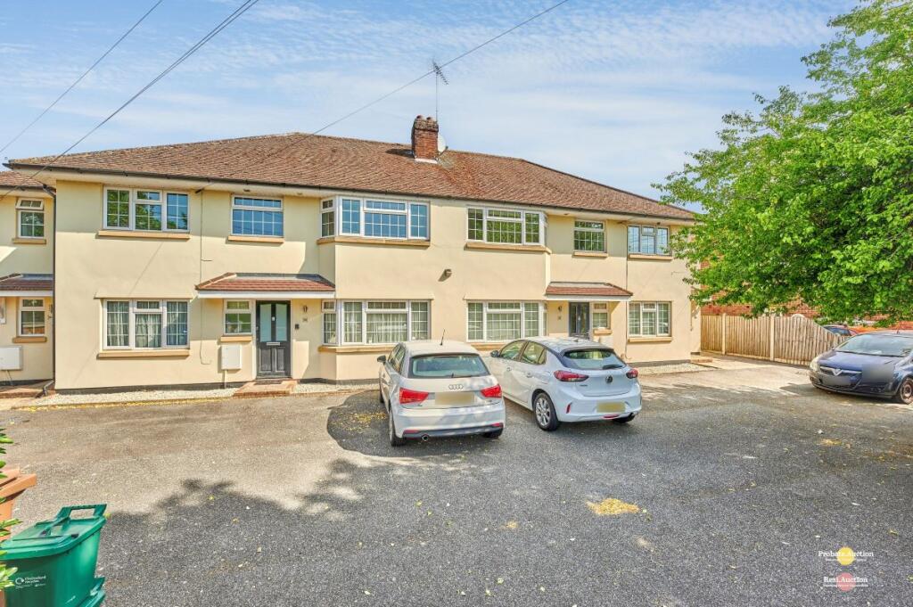 Main image of property: 49A Fourth Avenue, Chelmsford, Essex, CM1 4EZ