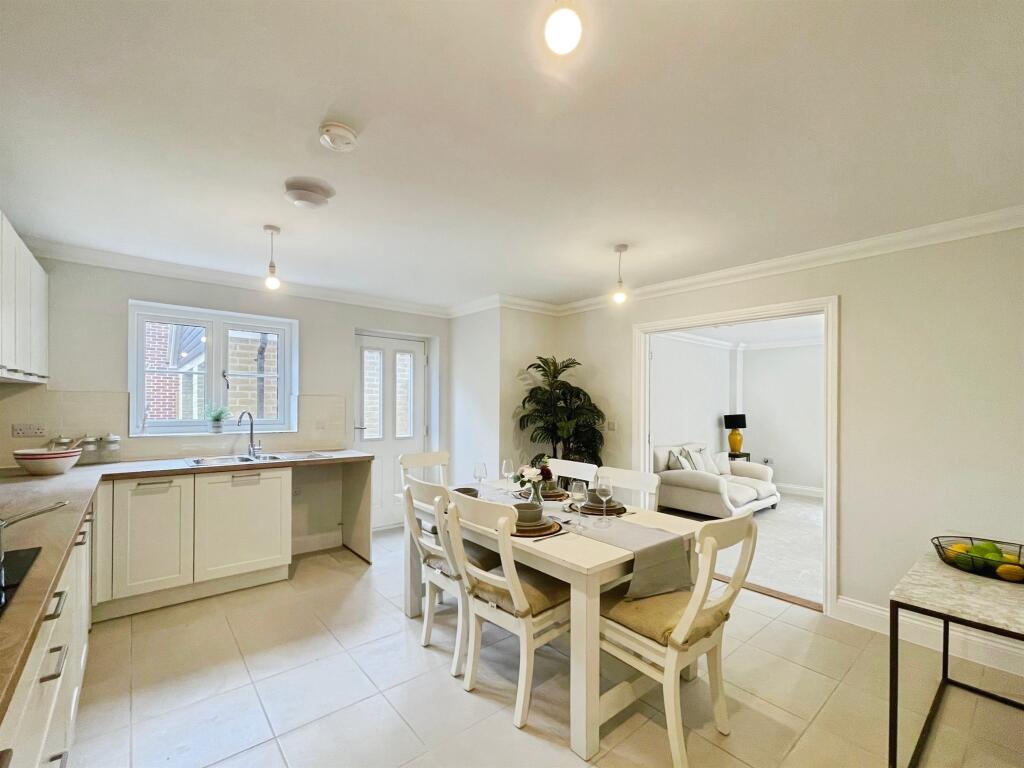 House in Colchester - View 3
