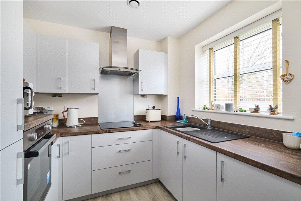 Apartment in Leeds - View 3
