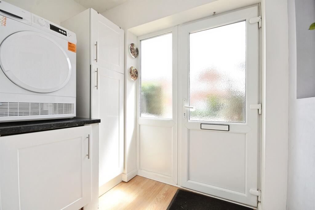 Woodroffe Close, Chelmer Village, Chelmsford - View 6