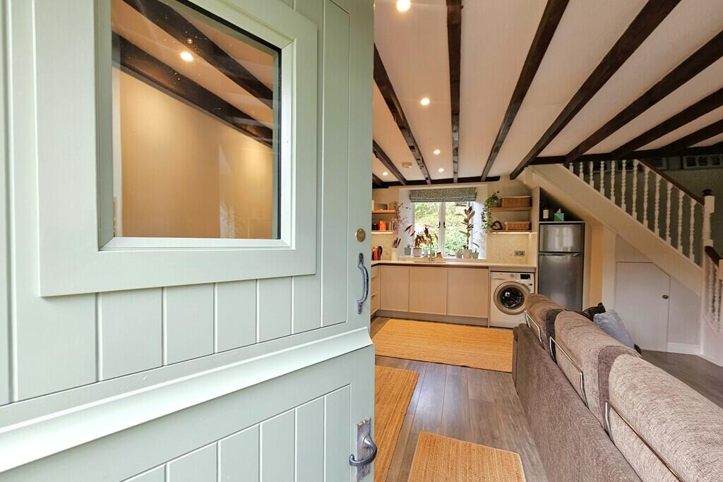 House in Plymouth - View 3