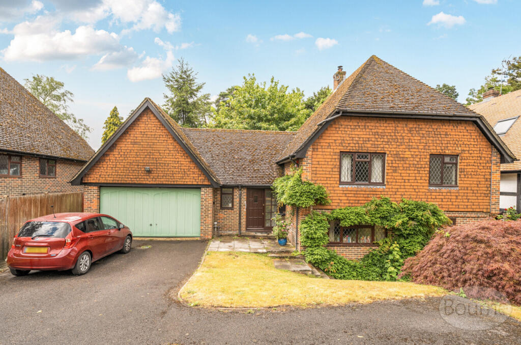 Main image of property: Broad Ha'penny, Wrecclesham, Farnham, Surrey, GU10
