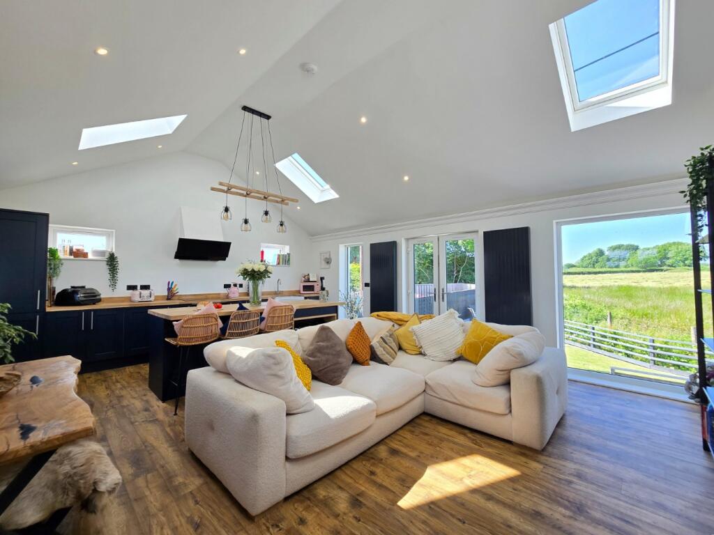 House in Torridge, Sheepwash - View 2