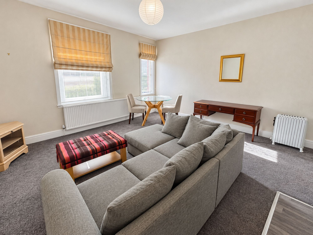 Apartment in Stockport - View 4