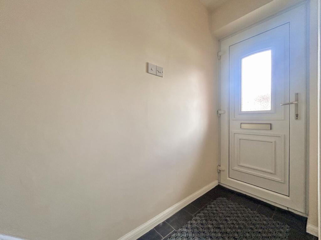House in Wolverhampton, West Midlands - View 5