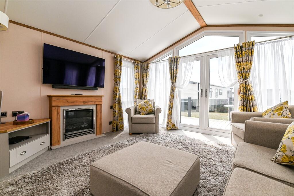House in New Forest, Old Milton, New Milton - View 4