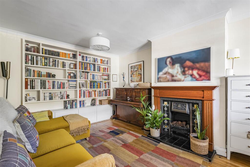 House in Kingston upon Thames - View 3