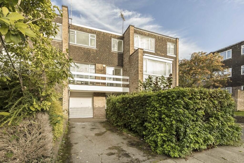Main image of property: Templewood, Ealing