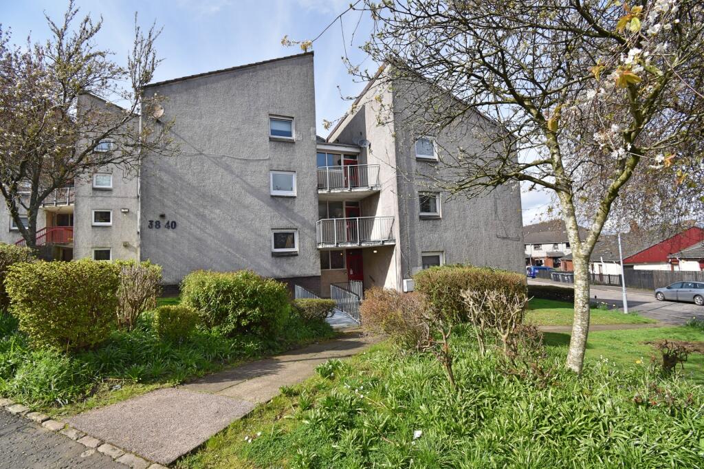Main image of property: 38E St John's Road, Gourock PA19 1PQ