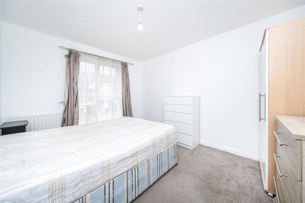 Apartment in London - View 5