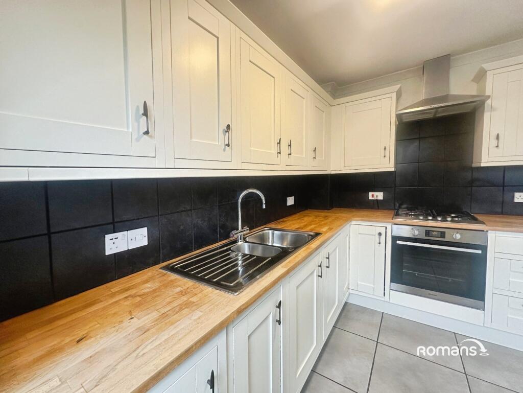 House in Basingstoke and Deane, Basingstoke - View 4