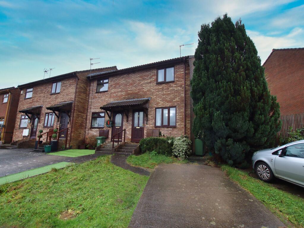 Main image of property: Tylcha Wen Close, Coedely, Tonyrefail CF39 8AQ