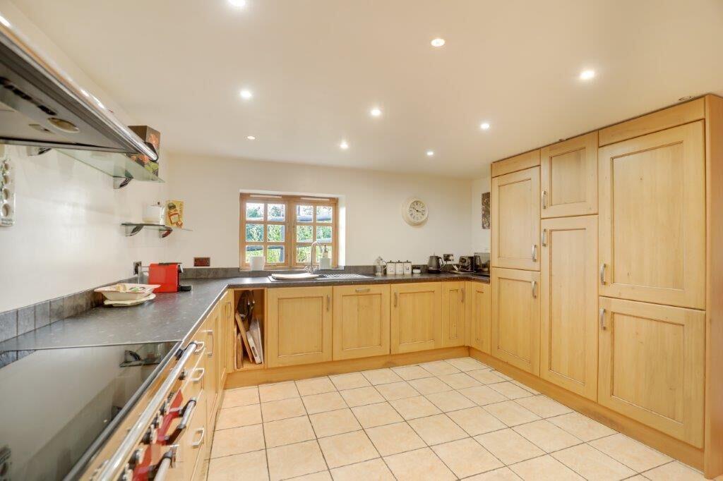 House in Neenton, Cleobury North - More