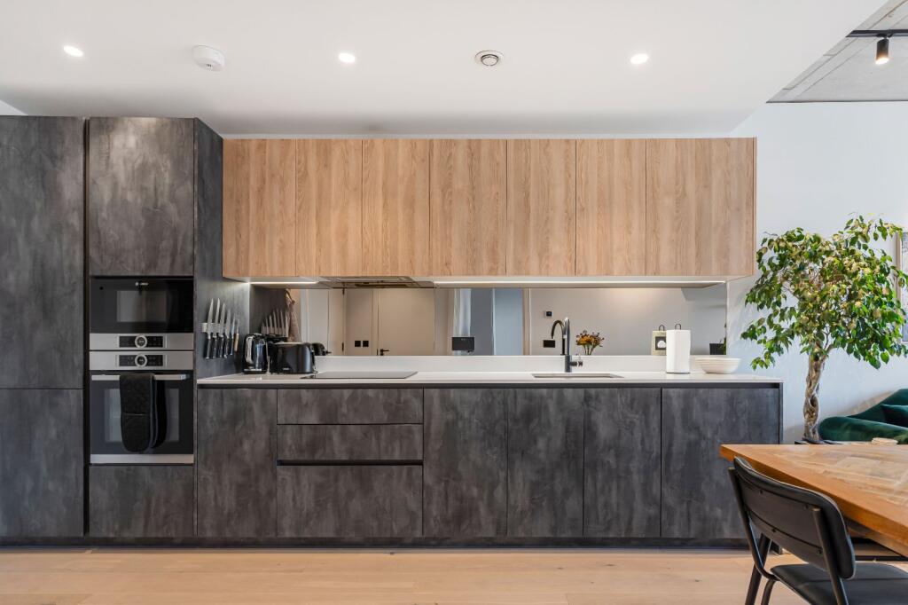Apartment in London - View 4