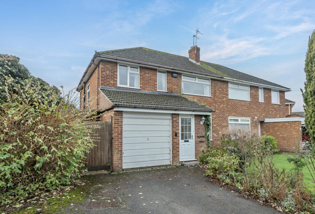 Main image of property: Tanners Close, Brockworth, Gloucester, Gloucestershire, GL3