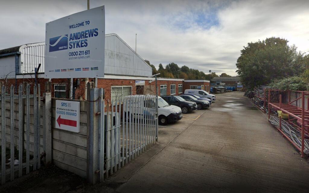 Main image of property: 5 Sandy Road, Waterloo, Seaforth, Liverpool, L21 1AF