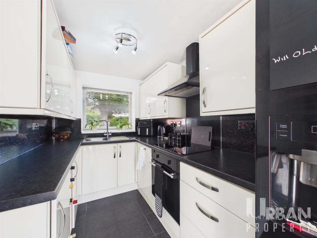 Lilac Avenue, Garden Village, Hull - View 6