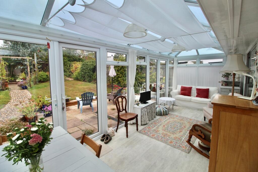 Greenway Close, Lymington, SO41 - More