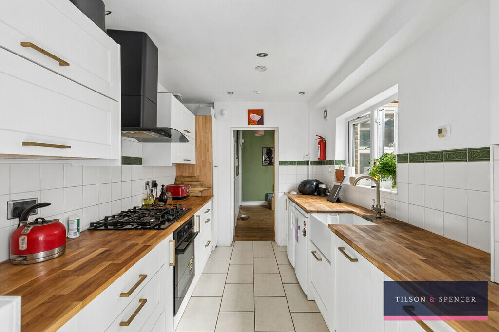 House in London - View 5