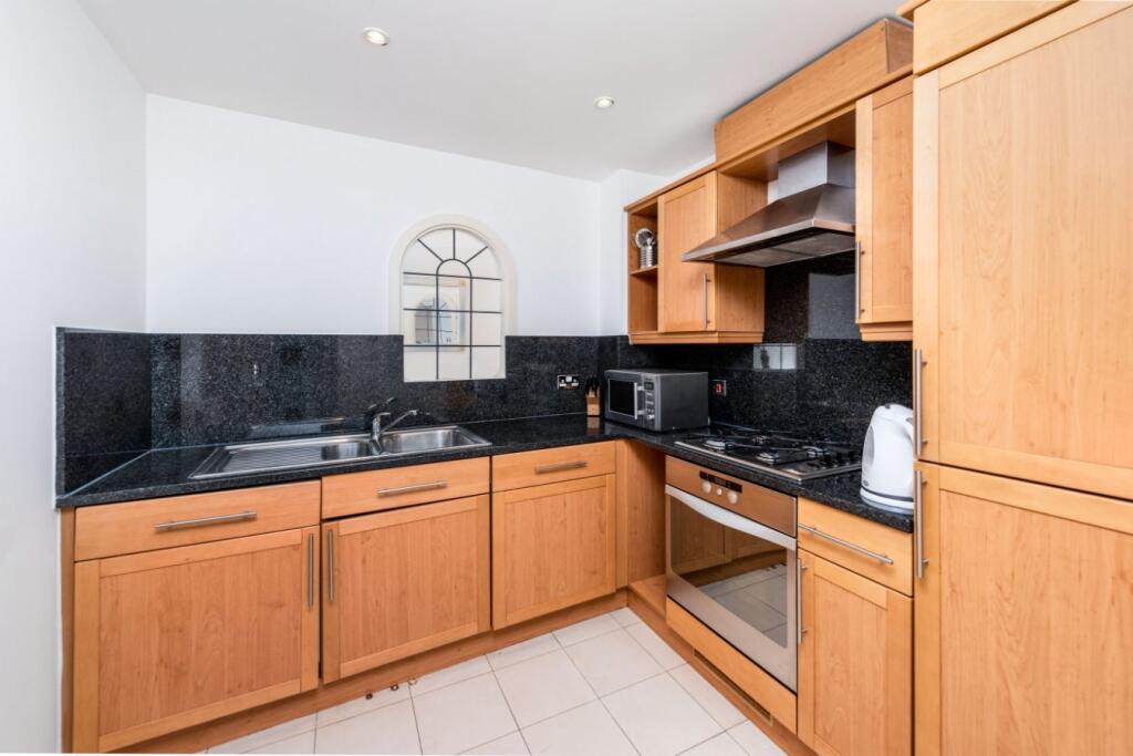 Apartment in London - View 2