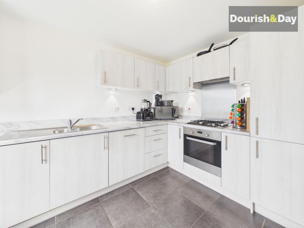 House in Stoke-on-Trent - View 4