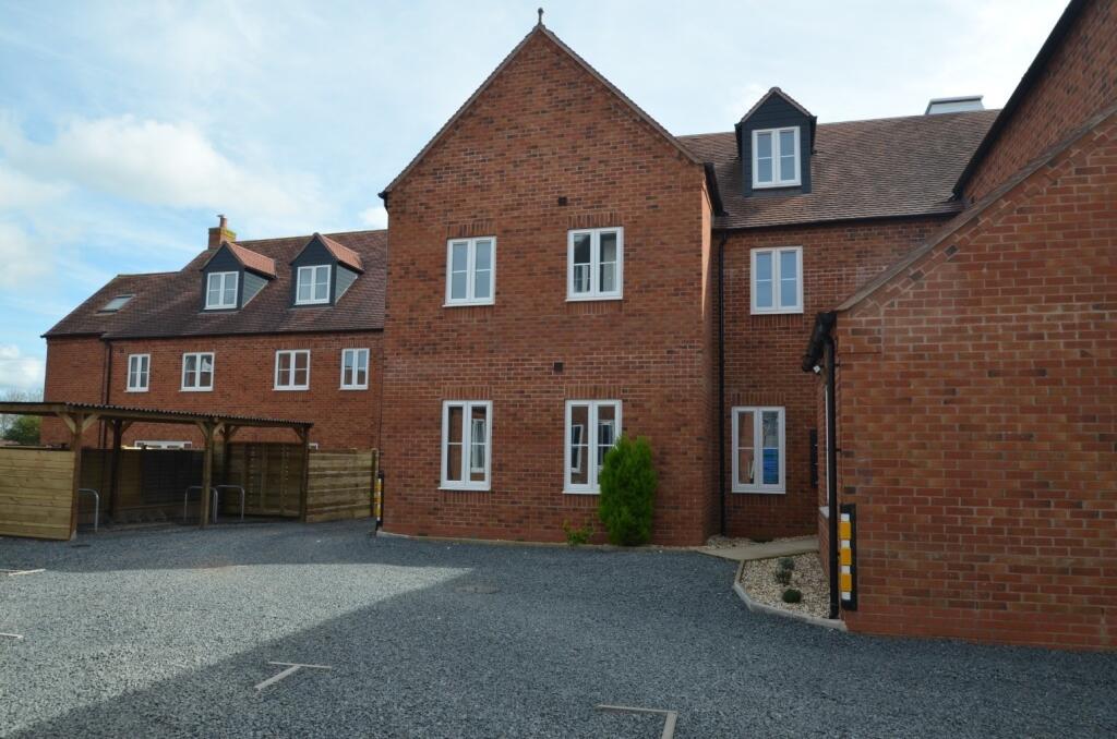 Main image of property: The Beacons, Pickersleigh Avenue, Malvern, Worcestershire, WR14 2FH
