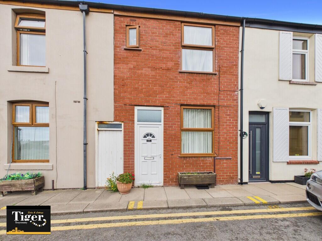 2-bed terraced on Francis Street, Blackpool, £85,000