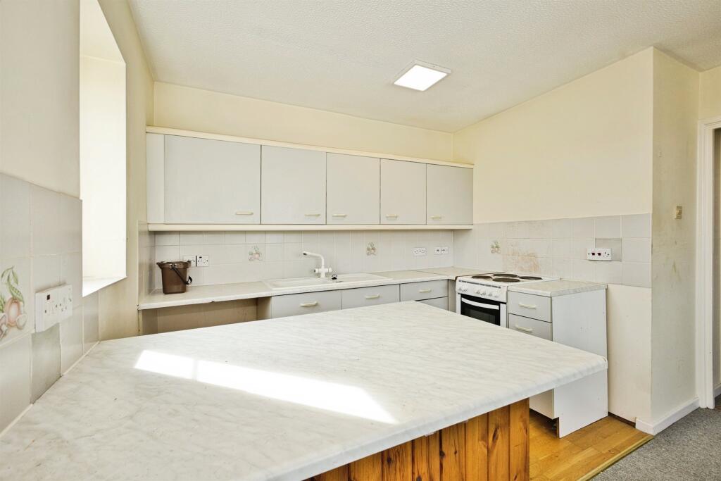 Additional image 3 of Beaulieu Drive, Yeovil