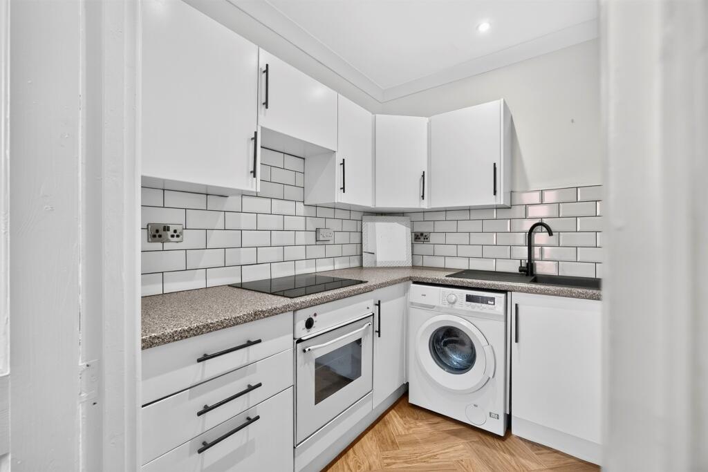 Apartment in Paisley - View 5