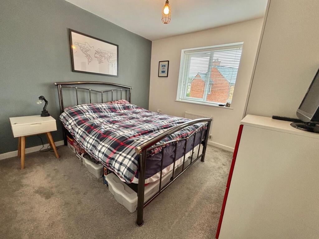 House in Northamptonshire NN6, Walgrave - More