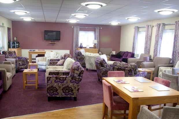 Apartment in Preston - More